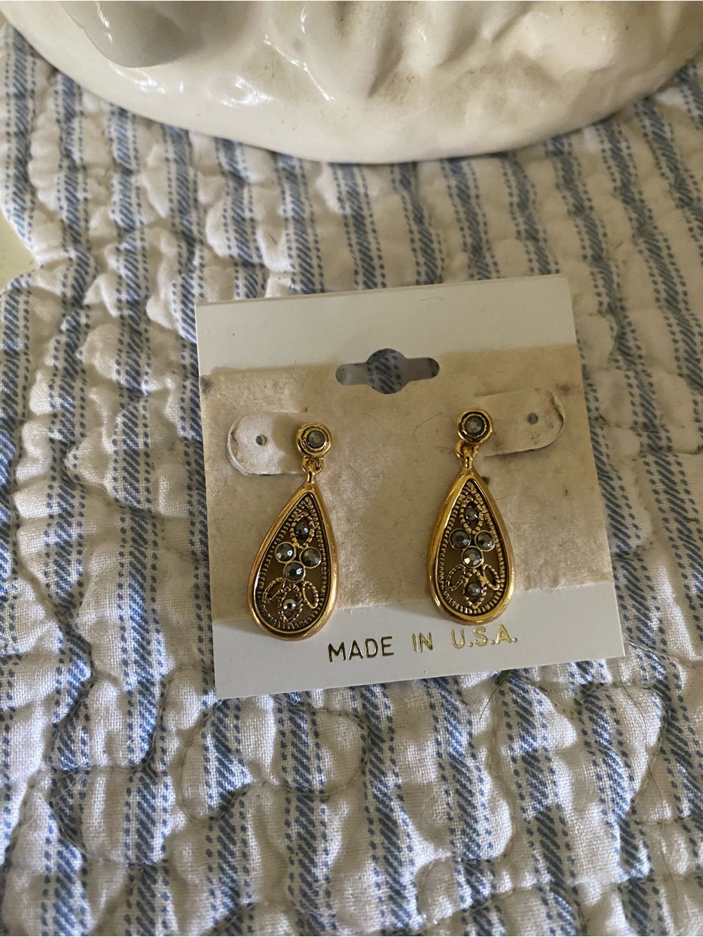 (JE20) Vintage Gold Teardrop Filigree Earrings Clear & Smokey Rhinestones Pierc